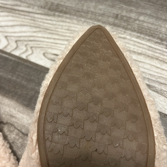 Birdies The Lark Ivory Shearling Mule - Picture 12 of 13